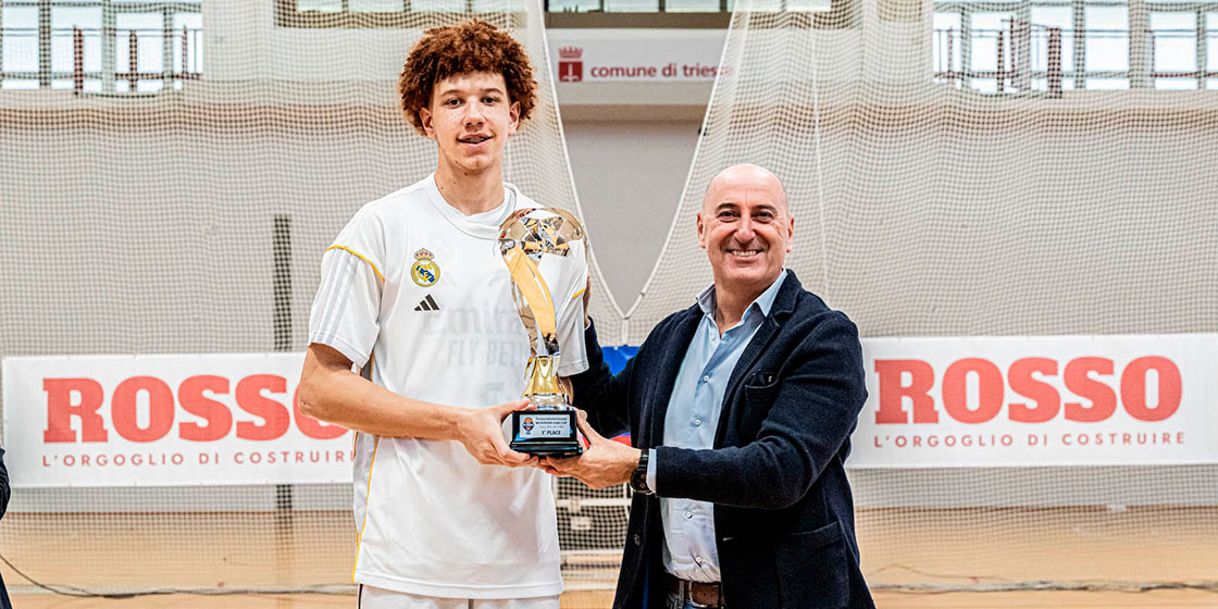 El Gobierno nacionaliza por decreto a un jugador de las categorías inferiores del Real Madrid de baloncesto