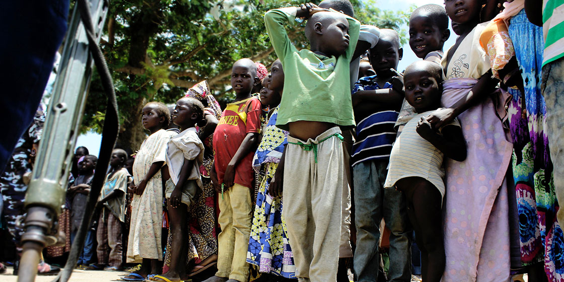 La violencia de Boko Haram, la corrupción y la pobreza: causas de la baja inmunización en Nigeria